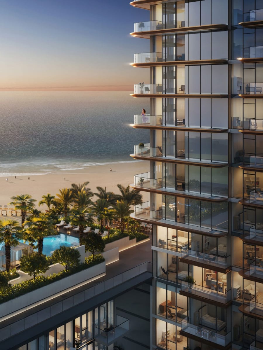 Beachfront tower and pool, Soto Grande